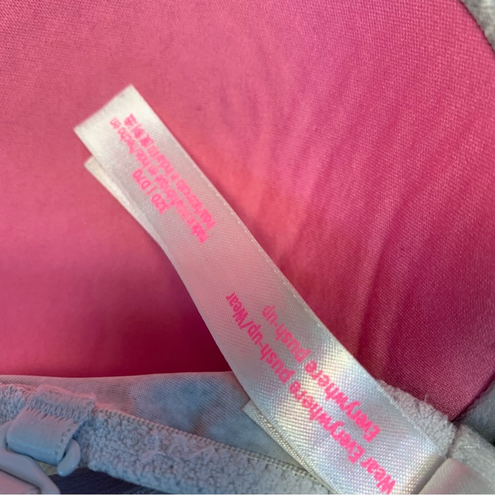 Victoria Secret PINK Bundle 5 T Shirt Variety Bras Wear Everywhere Push Up - Picture 8 of 13